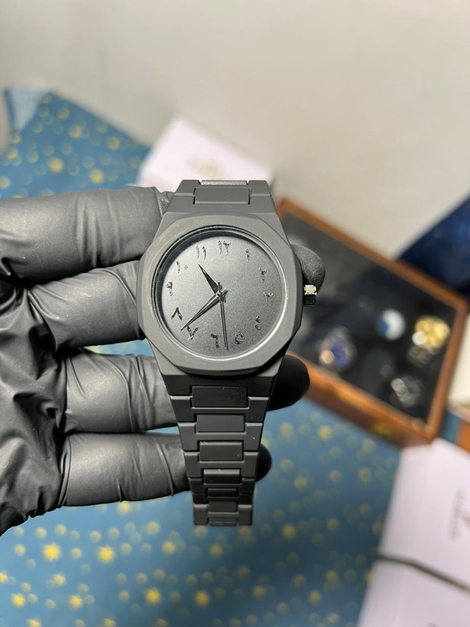 Arabic Aura Watch | Matte Black | Arabic Numerals